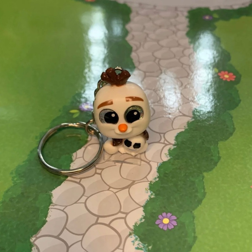 Disney Olaf Keychain